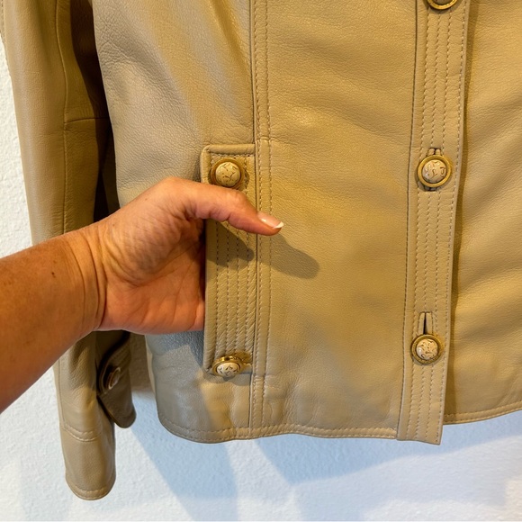 BRAND NEW!  St. John Sport beige leather button down jacket Sz. M - Picture 2 of 10